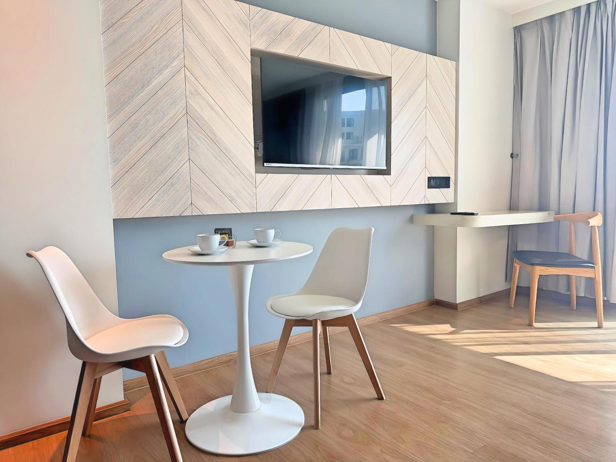Apartment Luxury In A 5-star Hotel, Near Nai Harn